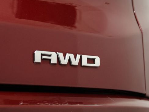 Used 2017 GMC Acadia Denali w/ Technology Package AWD/4WD image 8