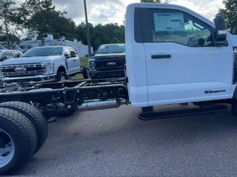 New 2026 Ford F550 4x4 Regular Cab Super Duty image 9