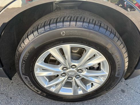 Used 2023 Cadillac XT5 Luxury image 9