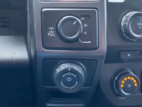 Used 2018 Ford F150 XLT w/ Equipment Group 302A Luxury image 27