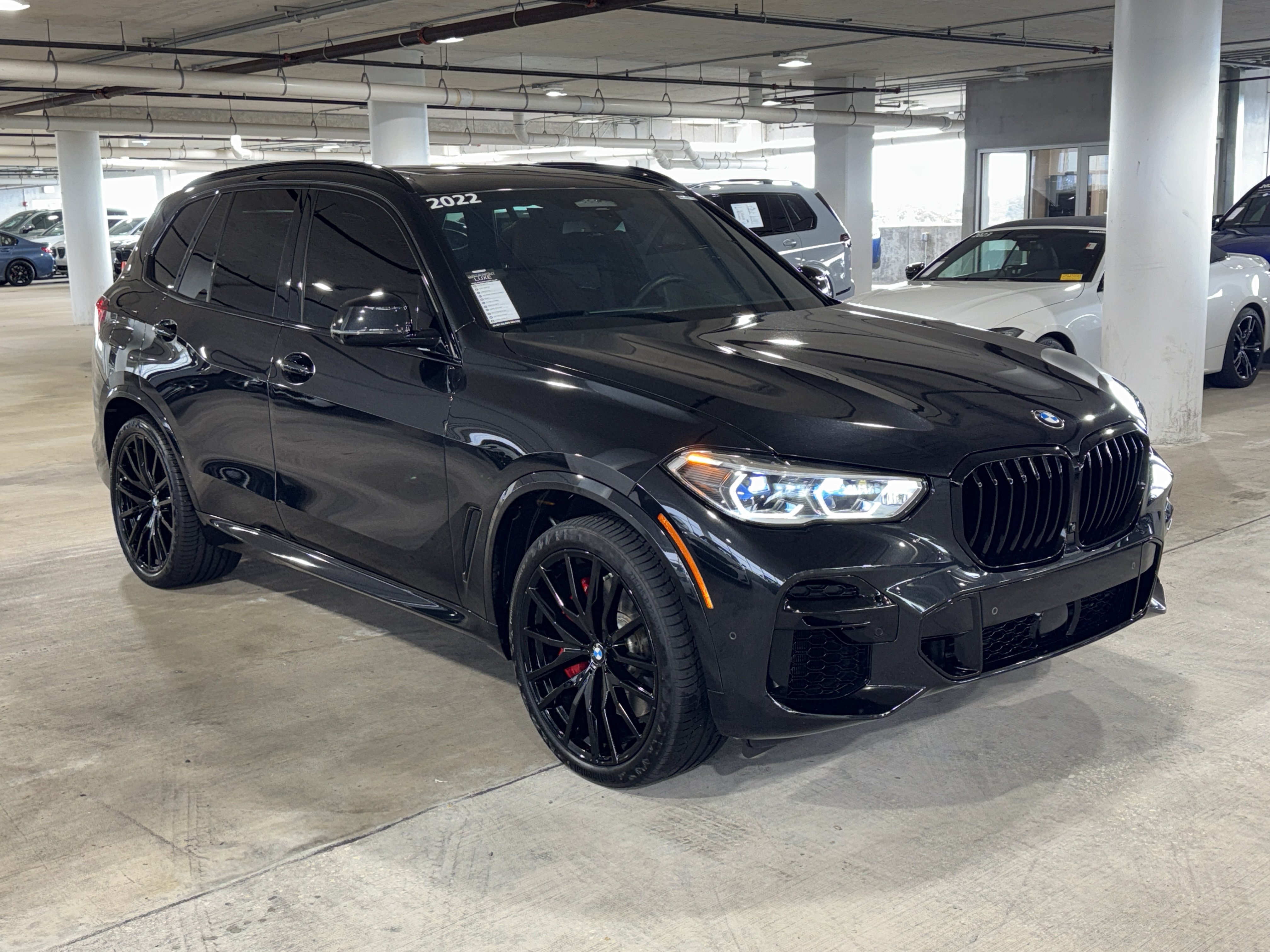 Used 2022 BMW X5 M50i w/ Executive Package AWD/4WD image 2