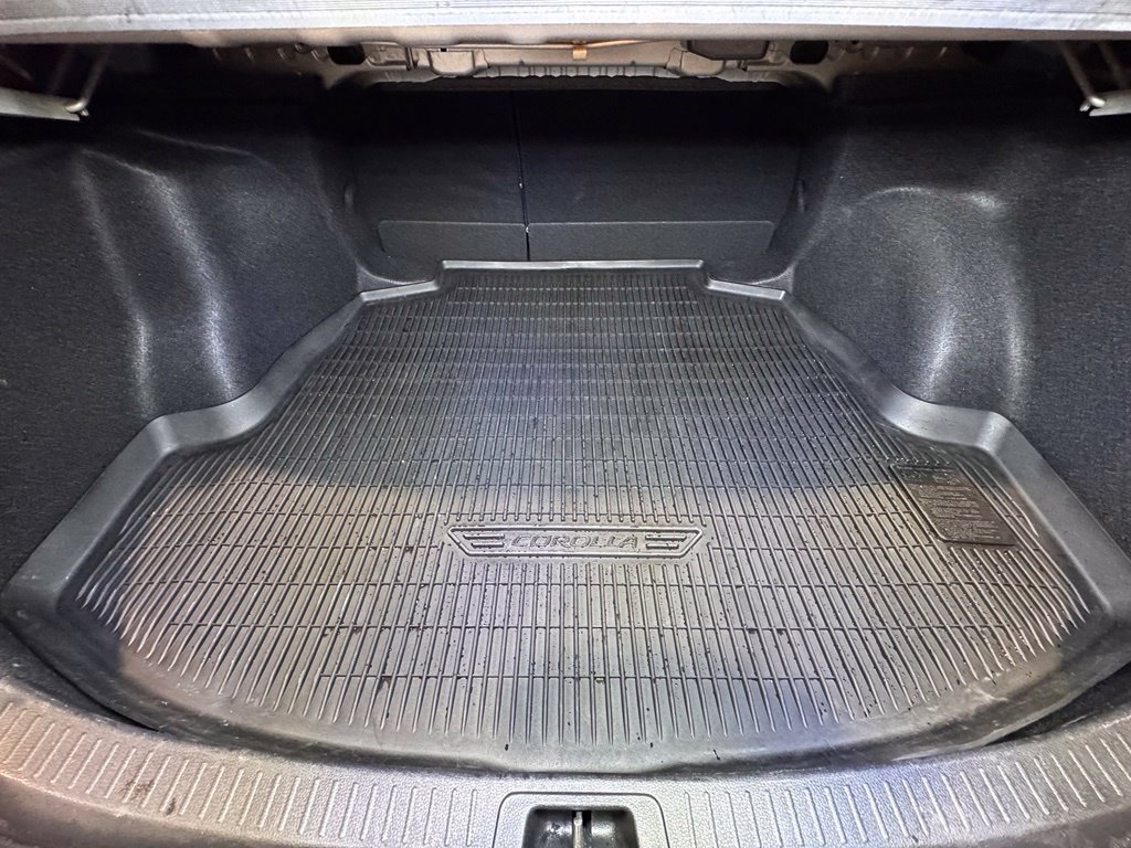 Certified 2024 Toyota Corolla LE FWD image 49