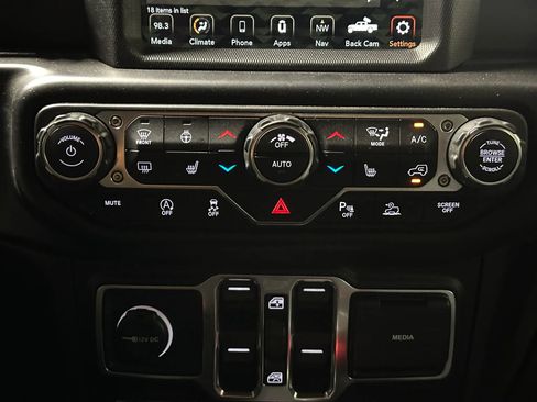 Used 2020 Jeep Gladiator Rubicon AWD/4WD image 43