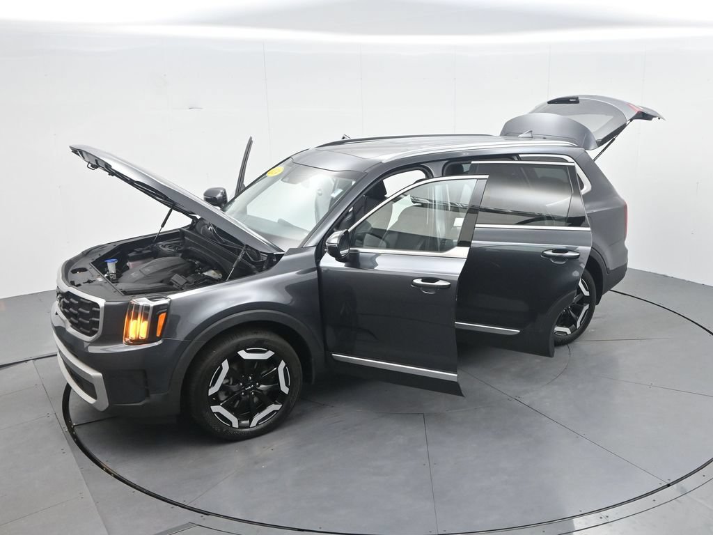 Used 2024 Kia Telluride S w/ S Sunroof Package FWD image 48
