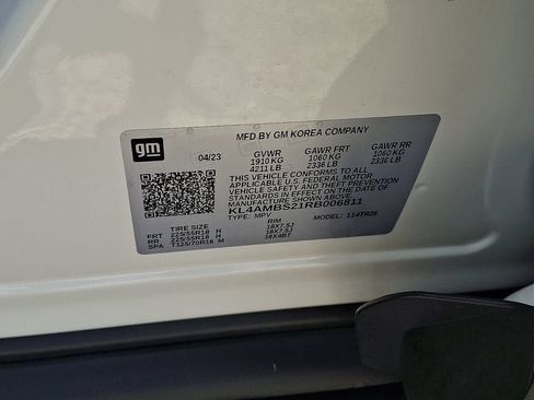 Certified 2024 Buick Encore GX Preferred w/ Comfort Package FWD image 29