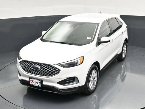 Used 2024 Ford Edge SEL AWD/4WD image 48