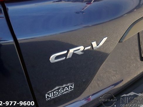 Used 2017 Honda CR-V LX image 9
