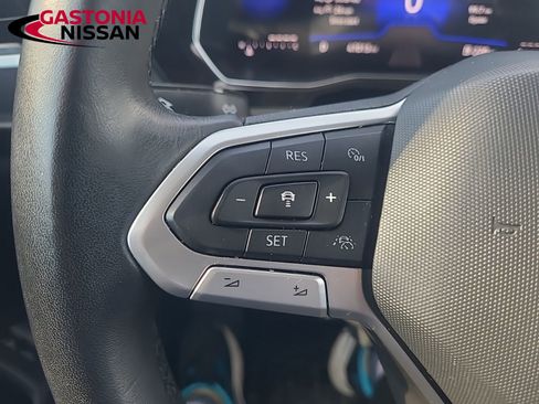 Used 2024 Volkswagen Jetta SE image 34