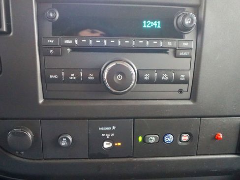 Used 2020 Chevrolet Express 2500 Work Van w/ Driver Convenience Package image 19