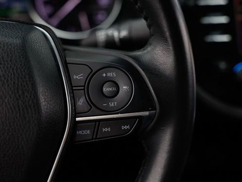 Used 2019 Toyota Camry XLE image 31