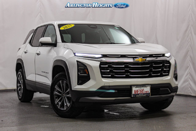 Used 2025 Chevrolet Equinox LT w/ Safety and Technology Package AWD/4WD image 1
