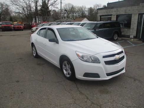 Used 2013 Chevrolet Malibu LS w/ Protection Package FWD image 1