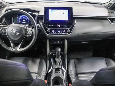 Used 2024 Toyota Corolla Cross AWD Hybrid w/ Convenience Package image 14