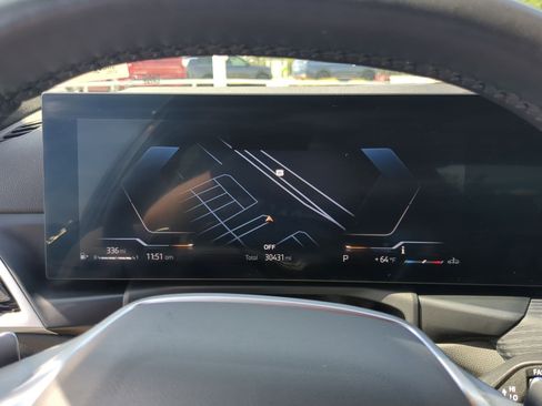 Used 2025 BMW 330i Sedan image 14