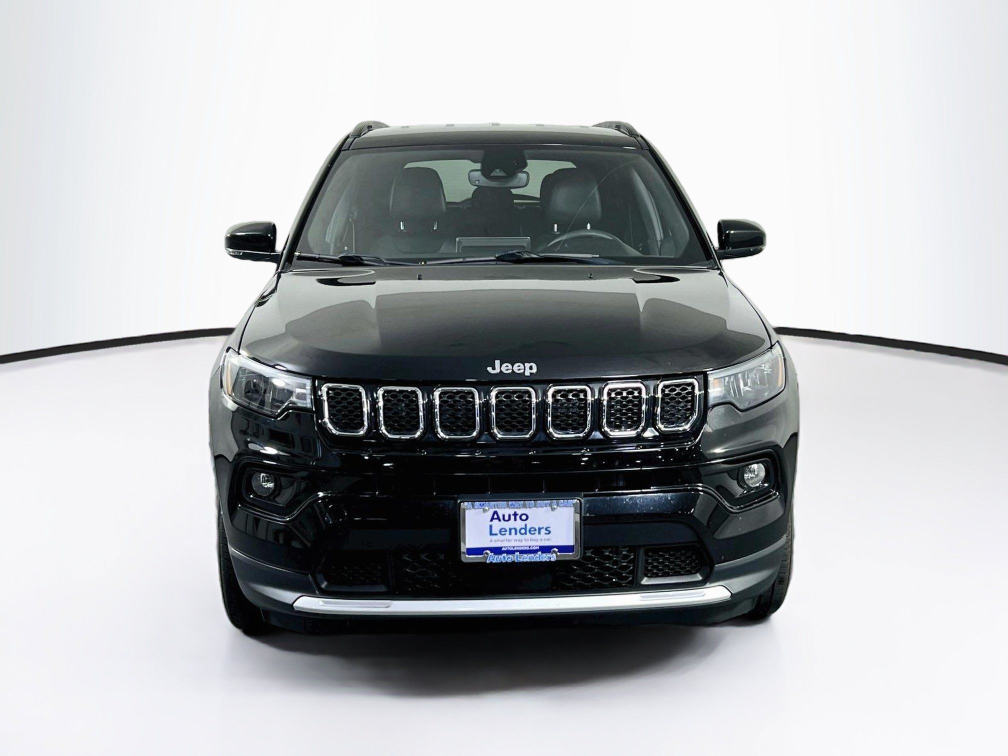 Used 2023 Jeep Compass Limited AWD/4WD image 2