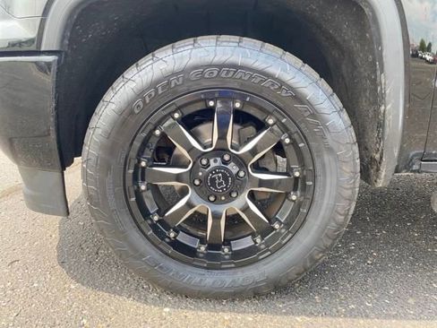 Used 2016 GMC Sierra 1500 Denali w/ Enhanced Driver Alert Package image 18