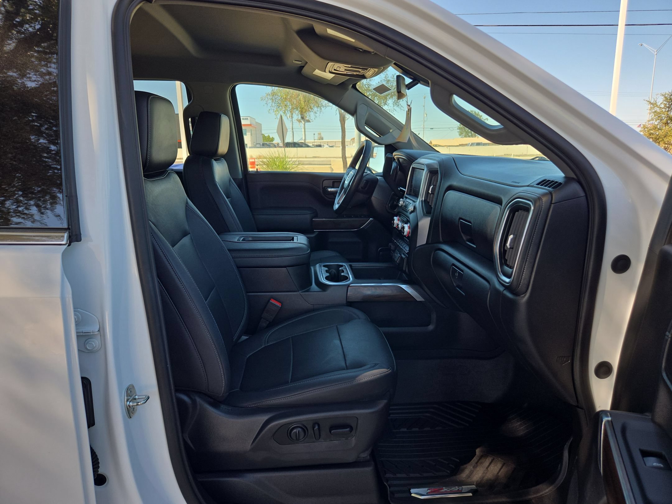 Certified 2021 GMC Sierra 1500 SLT w/ SLT Convenience Package RWD image 24