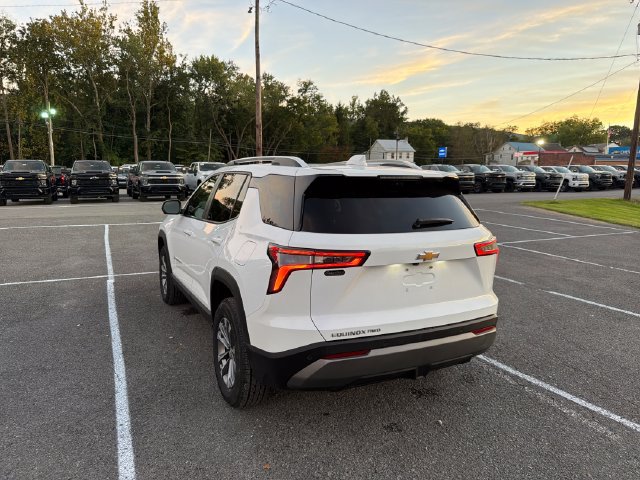 Used 2025 Chevrolet Equinox LT w/ Convenience Package II AWD/4WD image 7