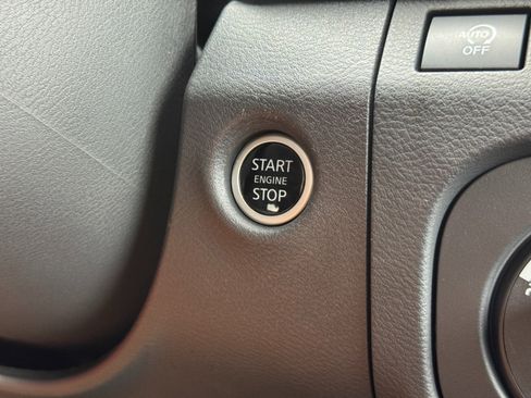 Used 2025 Nissan Frontier PRO-4X w/ Pro Premium Package AWD/4WD image 24