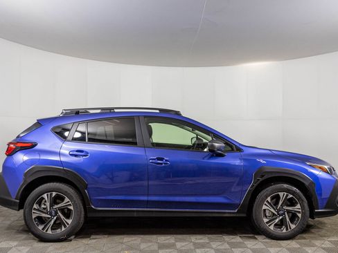 Used 2025 Subaru Crosstrek 2.0i Premium image 13