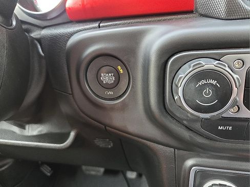 Used 2021 Jeep Wrangler Unlimited Rubicon AWD/4WD image 20