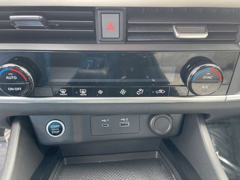 Certified 2023 Nissan Rogue SV AWD/4WD image 15