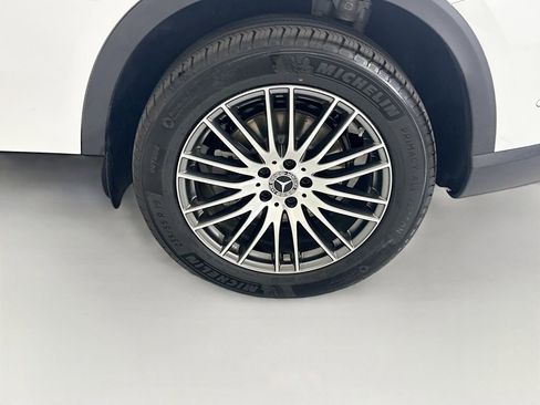 Certified 2026 Mercedes-Benz GLC 300 image 30