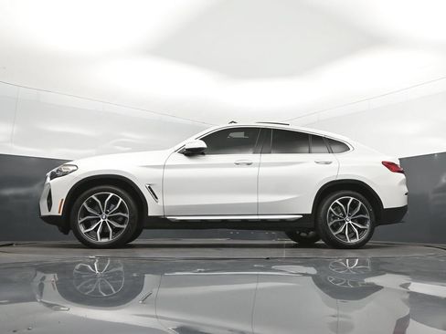 Used 2022 BMW X4 xDrive30i w/ Premium Package AWD/4WD image 39