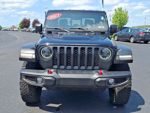 Used 2023 Jeep Gladiator Rubicon w/ LED Lighting Group AWD/4WD image 2