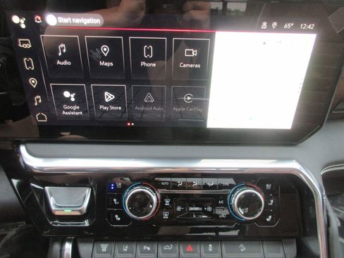 New 2026 GMC Sierra 3500 Denali Ultimate AWD/4WD image 19