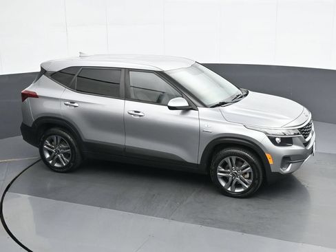 Used 2021 Kia Seltos LX AWD/4WD image 23