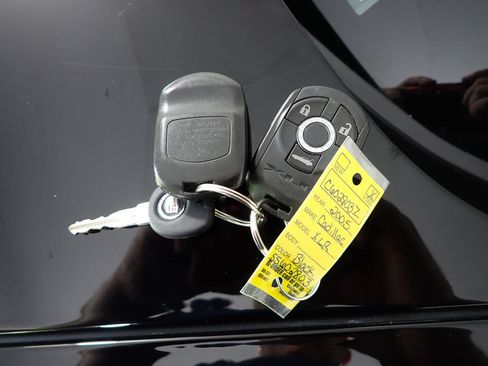 Used 2005 Cadillac XLR RWD image 37