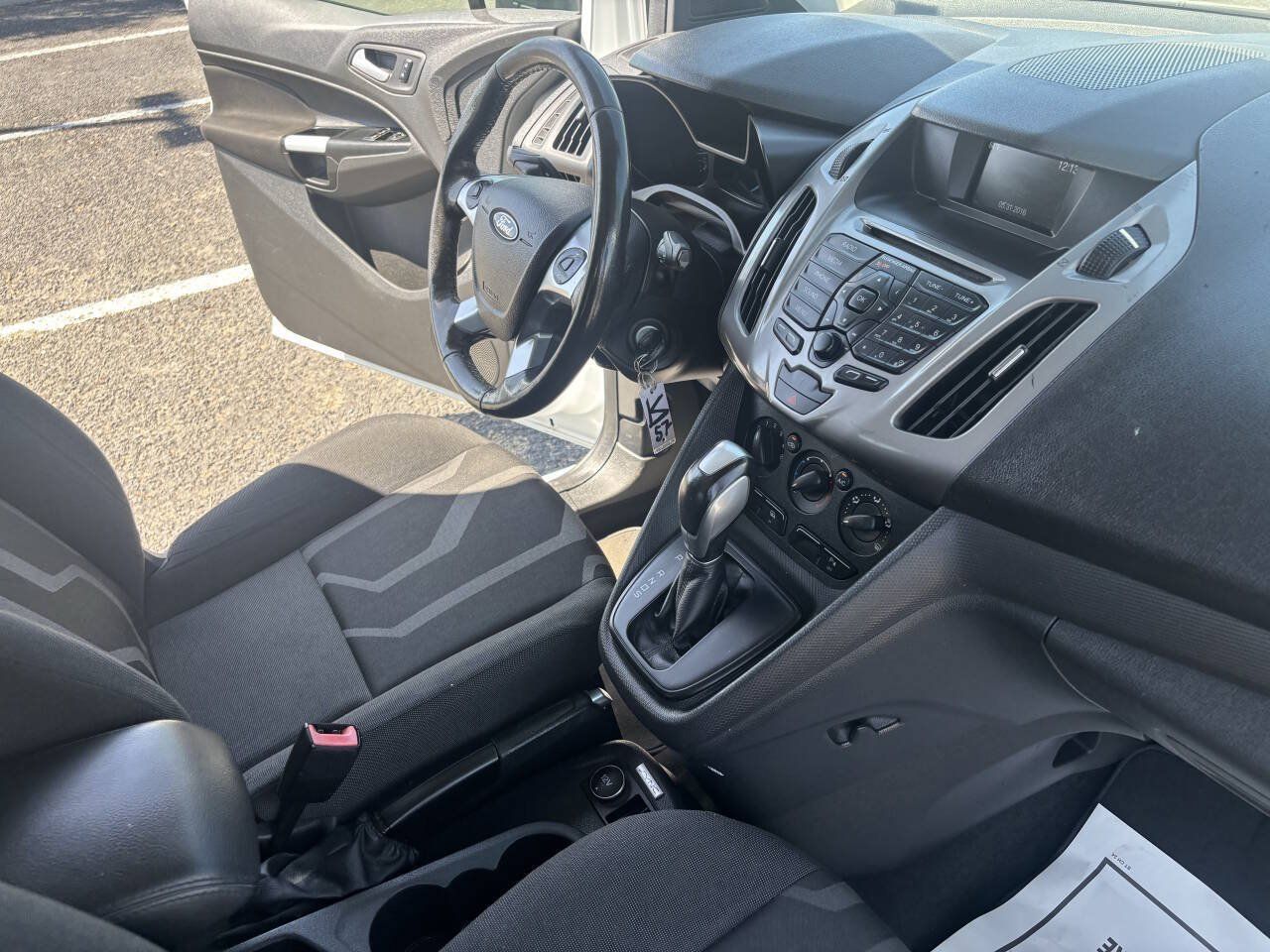 Used 2016 Ford Transit Connect XLT FWD image 13