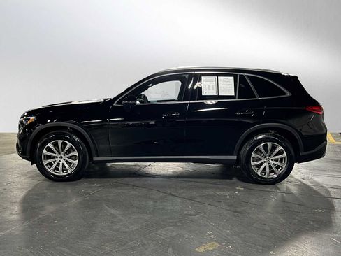 Used 2025 Mercedes-Benz GLC 300 4MATIC image 7
