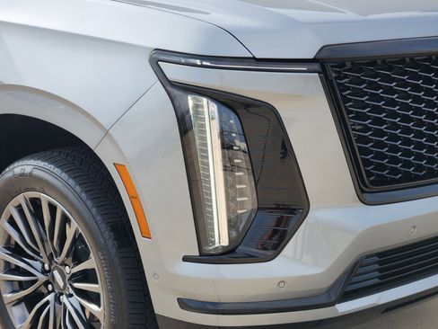 Used 2025 Cadillac Escalade Sport Platinum w/ LPO, Floor Liner Package image 7