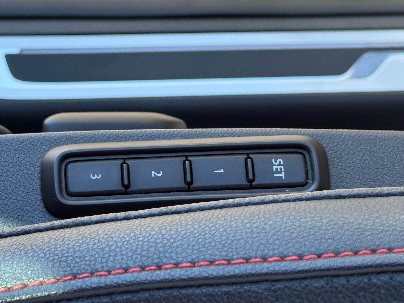 Used 2021 Volkswagen Jetta GLI FWD image 41