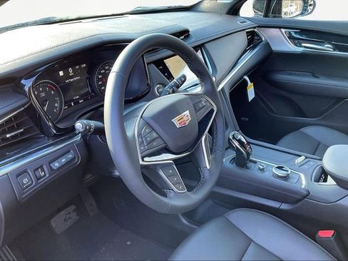 New 2026 Cadillac XT5 Premium Luxury w/ Driver Assist Package FWD image 7