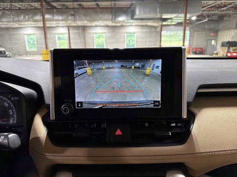 Certified 2024 Toyota RAV4 LE AWD/4WD image 23