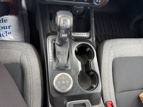 Used 2025 Ford Bronco Big Bend AWD/4WD image 18