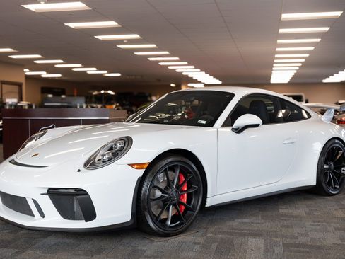 Used 2018 Porsche 911 GT3 image 22