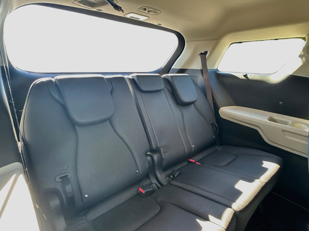 Certified 2024 Kia Carnival SX FWD image 31