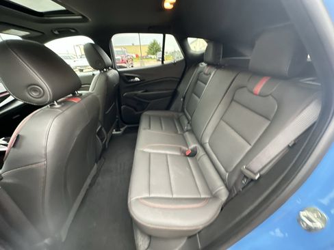 Certified 2024 Chevrolet Trax RS w/ Sunroof Package FWD image 24