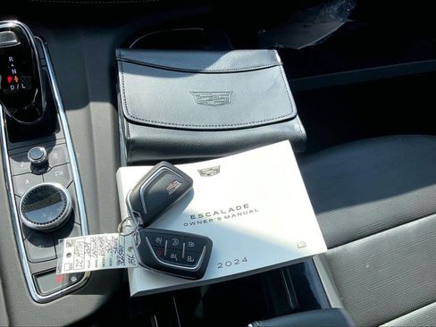 Used 2024 Cadillac Escalade Sport w/ LPO, ONYX Package AWD/4WD image 12