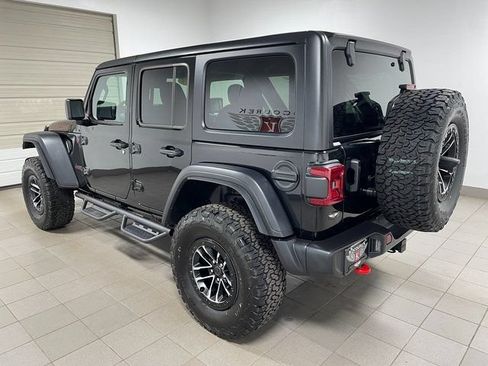 Used 2024 Jeep Wrangler Unlimited Rubicon w/ XTREMEE 35" Tire Package AWD/4WD image 4