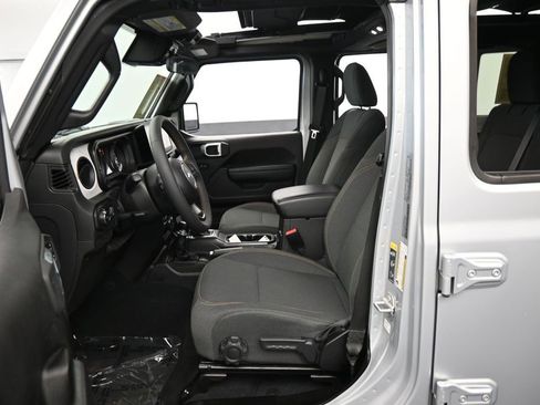 Used 2024 Jeep Wrangler Sport S AWD/4WD image 11