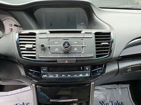 Used 2017 Honda Accord LX-S image 22