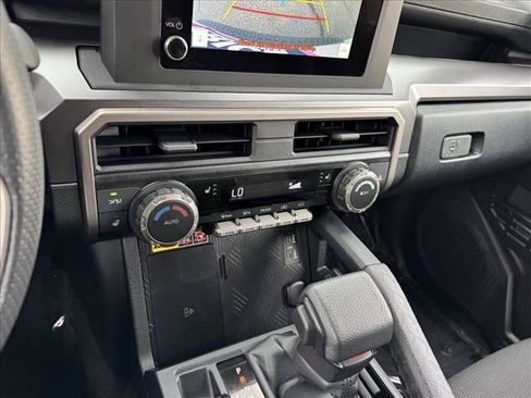 Certified 2025 Toyota 4Runner TRD Off-Road AWD/4WD image 14