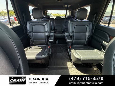 Used 2018 Lincoln Navigator L Reserve AWD/4WD image 30