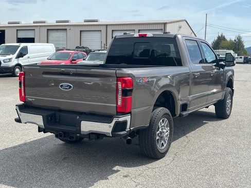 Certified 2023 Ford F250 Lariat w/ Lariat Ultimate Package image 3
