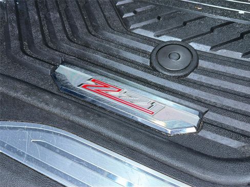 Used 2020 Chevrolet Silverado 1500 LT Trail Boss image 36